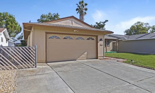 103 Glacier Cir, Vacaville, CA 95687-3413