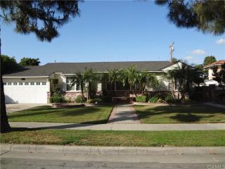 7837 8th St, Downey, CA 90241-2222