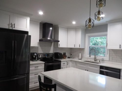 3797 Carole Dr, Atlanta GA  30340-2426 exterior