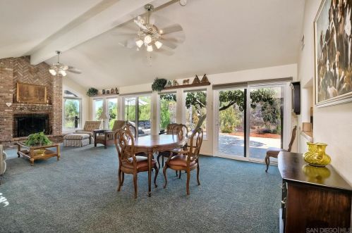 616 Estrelita Dr, Vista CA  92084-7926 exterior