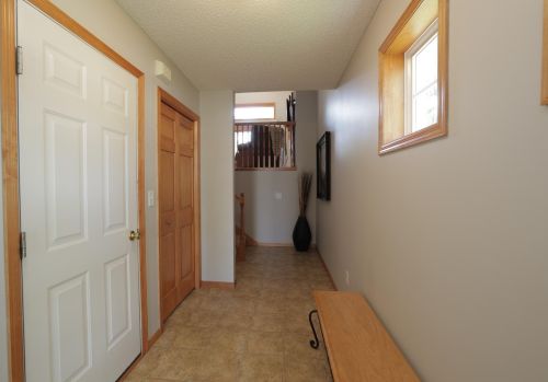 2932 Philipp Ave, Prior Lake, MN 55379-4600