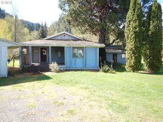 47628 Beaver Ln, Oakridge, OR 97463-9568