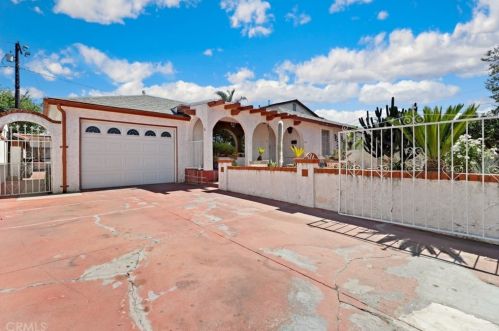 515 Townsend St, Santa Ana CA 92703-2838 exterior