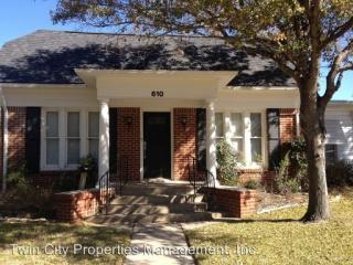 610 32nd St, Bryan TX  77803-4613 exterior