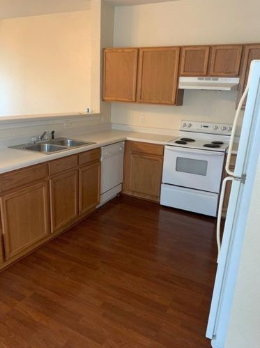 1004 3rd St, Georgetown, TX 78626-5157