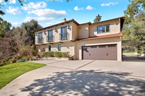 1597 Crest Dr, Altadena, CA 91001-1838