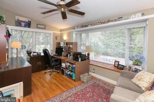 561 Crystal Lake Ave, Tavistock NJ 08033-2748 exterior