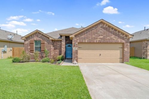 3987 Waukegan Rd, Conroe TX  77306-5870 exterior