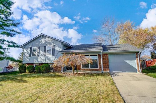 245 Evergreen Dr, Springboro, OH 45066-9764