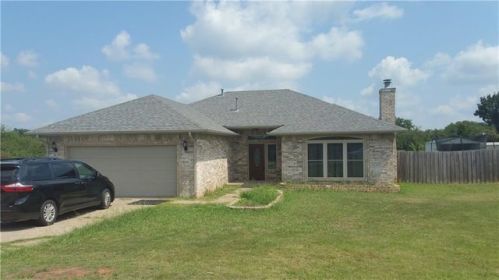 4441 Overland Cir, Noble, OK 73068-8121