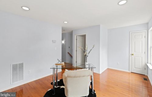 5 Garfield Way, Princeton NJ  08540-1669 exterior