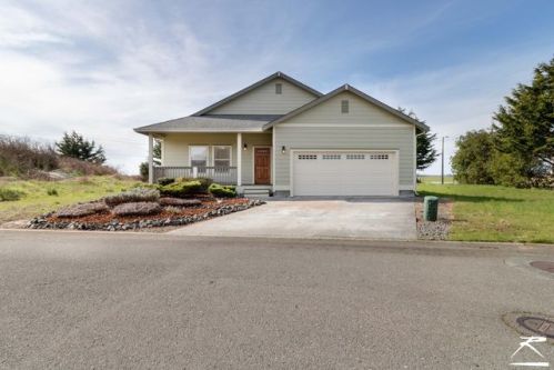 2364 Karen Ct, Arcata, CA 95521-8600