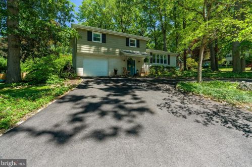 408 Rushmore Dr, York, PA 17402-5034