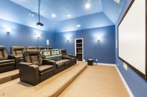 2014 Fontainbleau Dr, Conyers GA  30094-4811 exterior