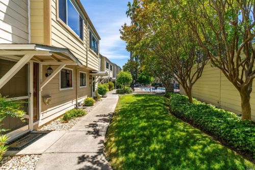 280 San Jacinta Dr, Ukiah CA  95482-5677 exterior