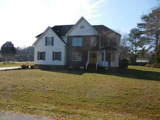 216 Wornom Dr, Seaford, VA 23696-2501