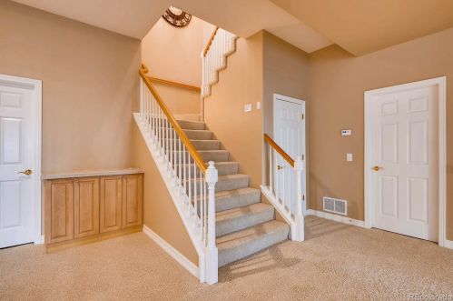 22540 Peakview Dr, Aurora CO 80016-7026 exterior