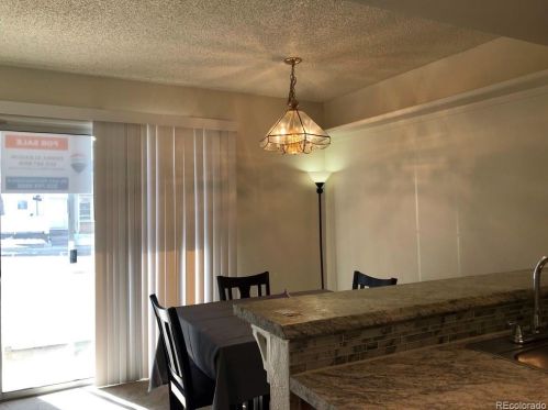 17217 Frd Dr, Aurora CO 80017-3259 exterior