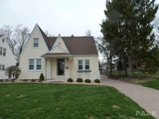 1105 Richwoods Blvd, Peoria IL  61604-1353 exterior