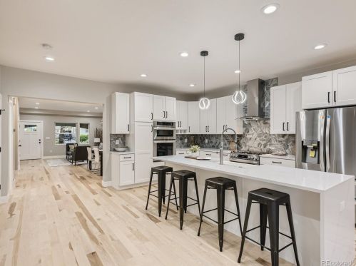 2223 Emerson St, Denver CO  80210-4506 exterior