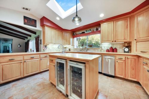 210 Melissa Way, Valley Springs, CA 95252-8406