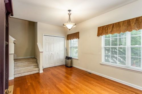 720 Celeste Ln, Atlanta GA  30331-8606 exterior