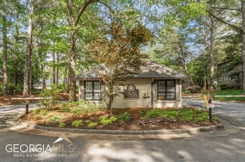 106 Adrian Pl, Atlanta GA  30327-4003 exterior