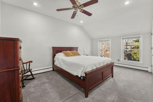 89 Perry Ave, Norwalk CT  06850-1216 exterior