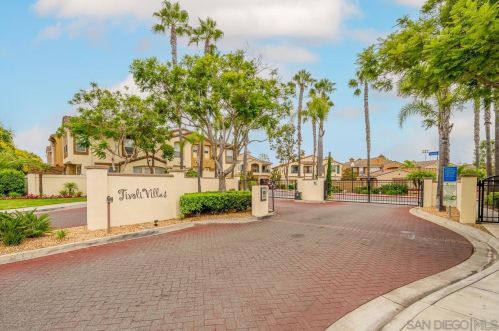 787 Caminito Valiente, Chula Vista CA  91911-6972 exterior
