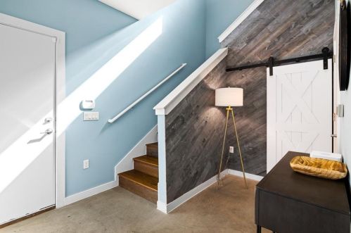 3100 Aldwyche Dr, Austin TX  78704 exterior