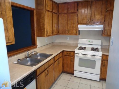 5957 Friar Ct, Atlanta GA  30349-6925 exterior
