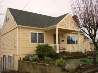 10112 Insley St, Portland, OR 97266-4310