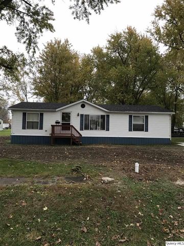 114 Jefferson St, Coatsburg, IL 62325-1007