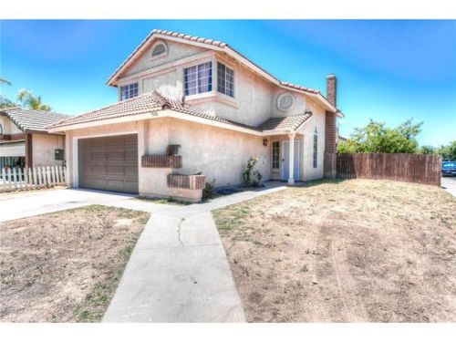 1528 Apple Creek Dr, Perris, CA 92571-3917