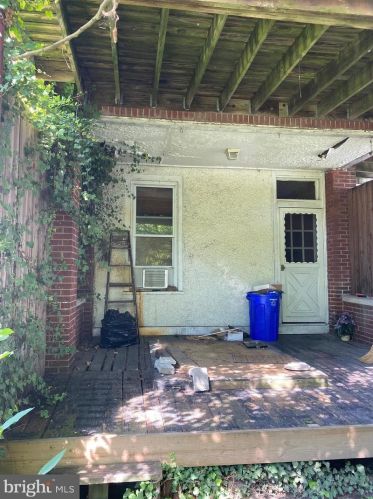2337 4th St, Harrisburg, PA 17110-2306