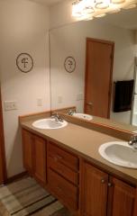 7521 Keepsake Ln, Bismarck, ND 58501-8661