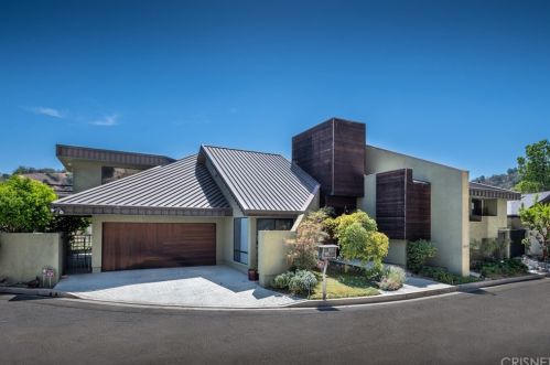 3372 Longridge Ter, Van Nuys, CA 91423-4932
