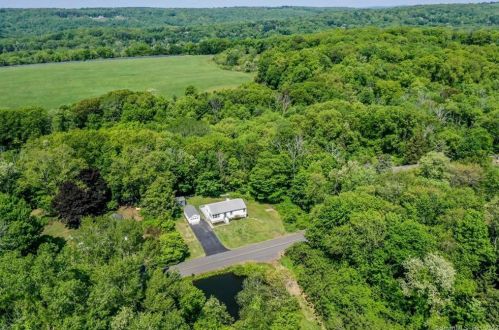 44 Sunny Ridge Rd, Bethlehem, CT 06751-2007