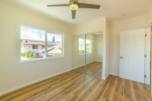 813 Lukepane Ave, Honolulu HI  96816-1014 exterior