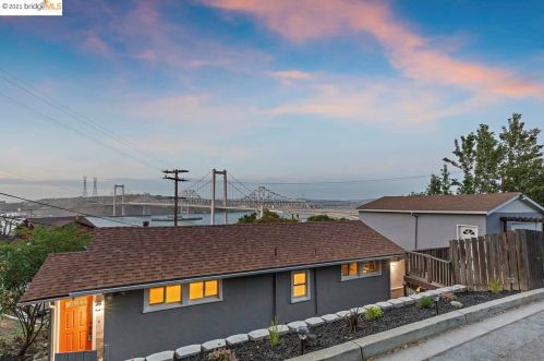 291 Virginia St, Crockett, CA 94525-1051