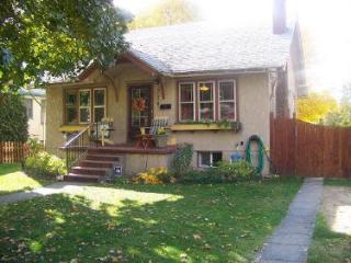 720 Ivory St, Spokane, WA 99202-2449