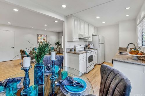 279 Streamwood, Irvine CA  92620-1944 exterior