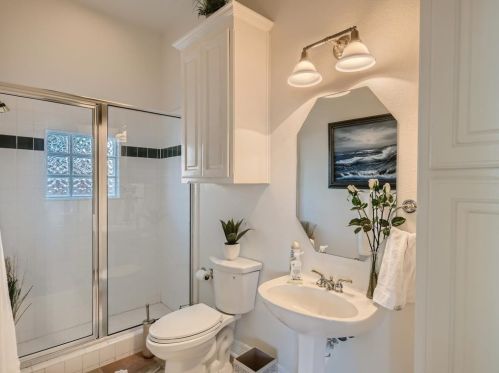 2851 Fairway Dr, Cedar Hill TX 75104-8288 exterior