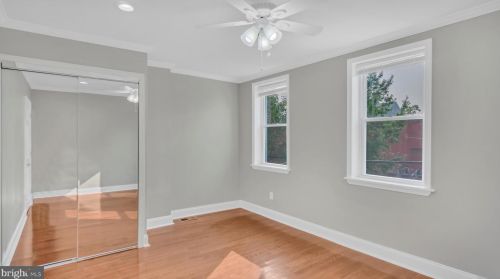 1717 4 St, Philadelphia PA 19148-1801 exterior