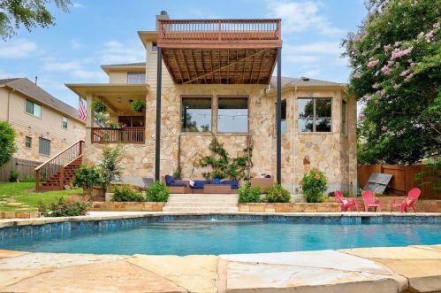 12804 Capella Trl, Austin TX  78732-1934 exterior