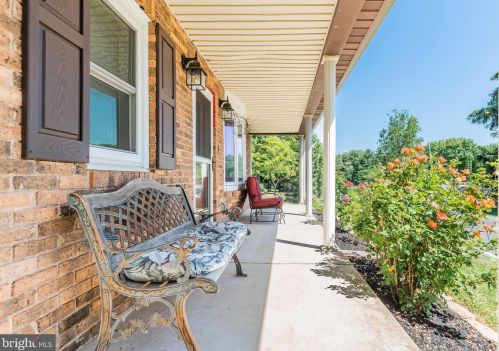 53 Old Stonehouse Rd, Carlisle, PA 17015-9798