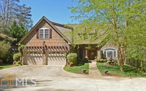 453 Chattahoochee Winds Dr, Demorest, GA 30535-3233