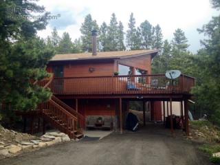 33190 Janelle Cir, Lakewood, CO 80403