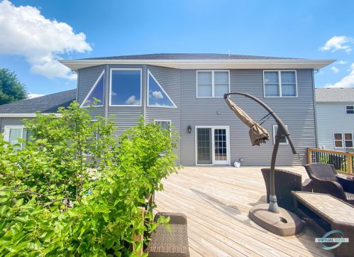 2247 Luther Lowell Ln, Sycamore IL  60178-8751 exterior