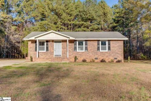 1211 Cox Lake Rd, Belton, SC 29627-8729